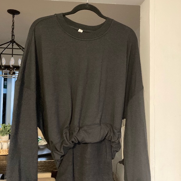 NWT - Picture 6 of 6